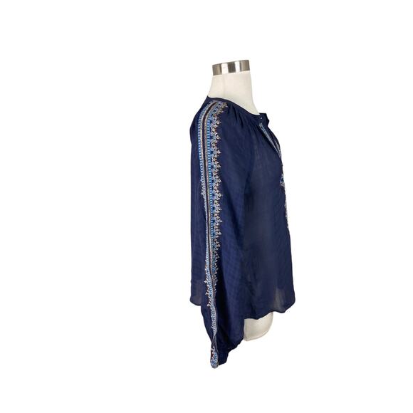 Boden NEW Navy Easy Embroidered Popover Blouse Lightweight Size US 4 - Picture 2 of 4